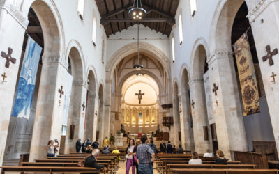 La Cattedrale di Cosenza compie 800 anni e ospita una mostra di arazzi contemporanei